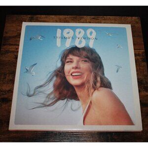 1989 (Taylor's Version) [2 LP] by Swift, Taylor Record 2023 Blue Vinyl Mint Cond